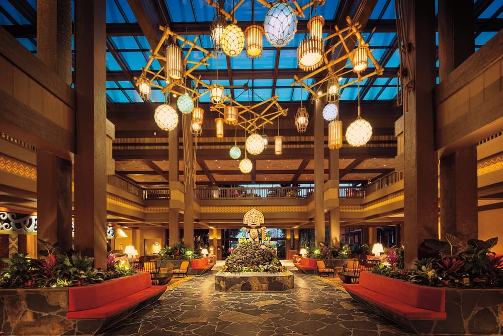 Disney World Resort: Polynesian Lobby