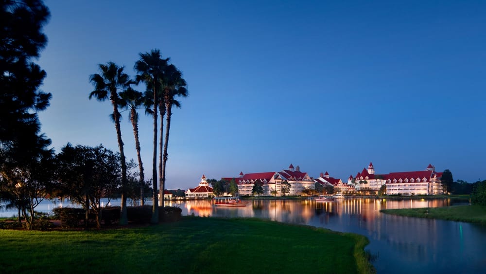 Disney World Resort: Grand Floridian Villas Lagoon View