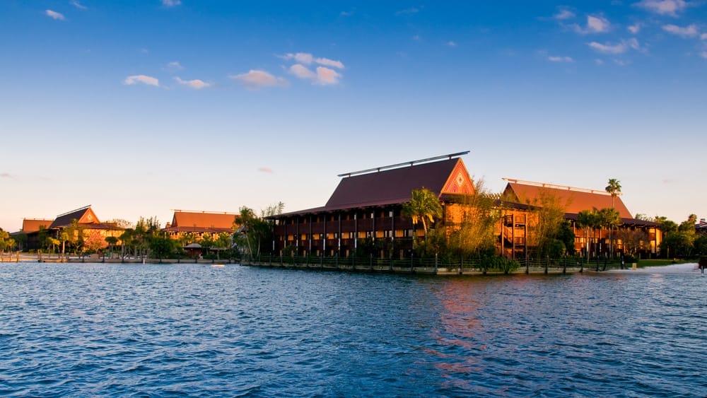 Disney World Resort: Polynesian Lagoon