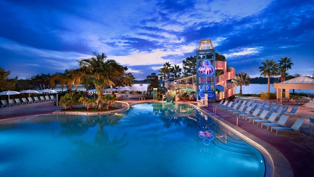 Disney World Resort: Contemporary Pool