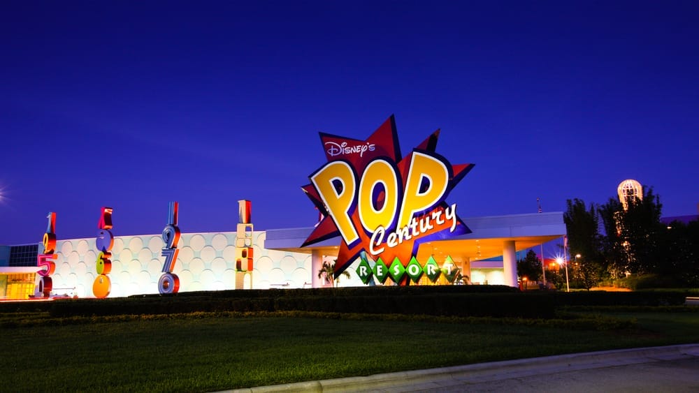Disney World Resort: Pop Century Entrance