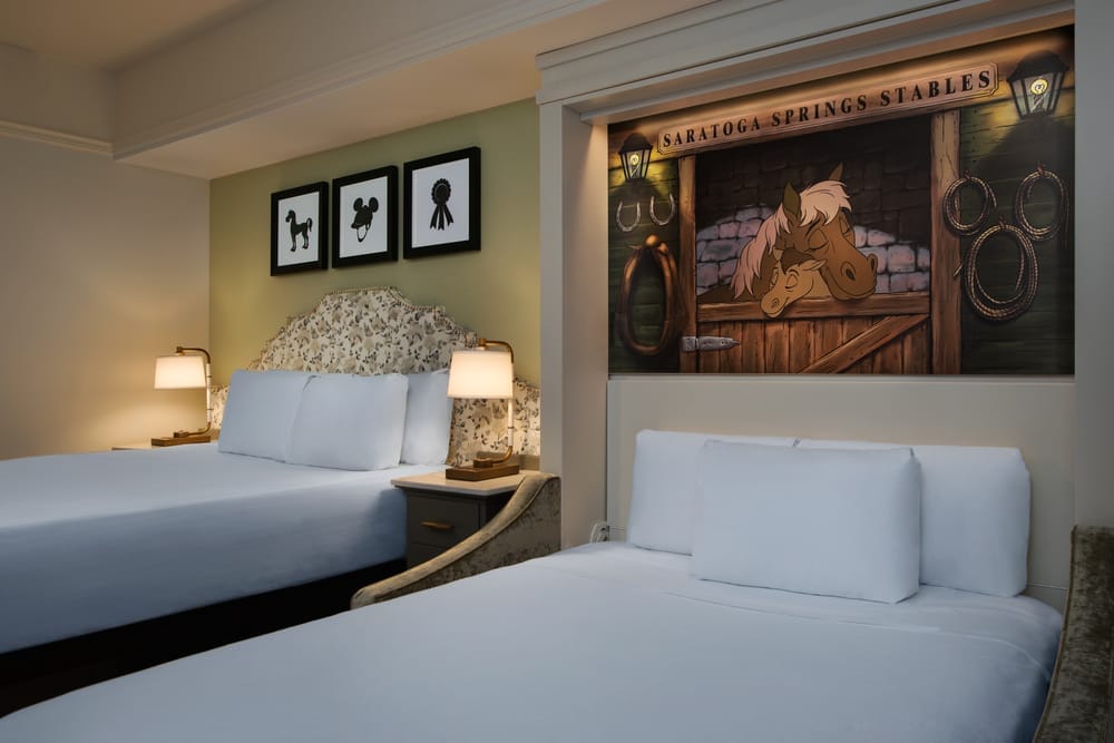 Disney World Resort: Saratoga Springs Bedroom