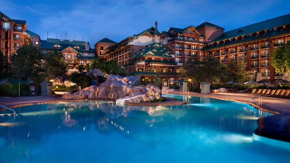 Disney World Resort: Wilderness Lodge Pool
